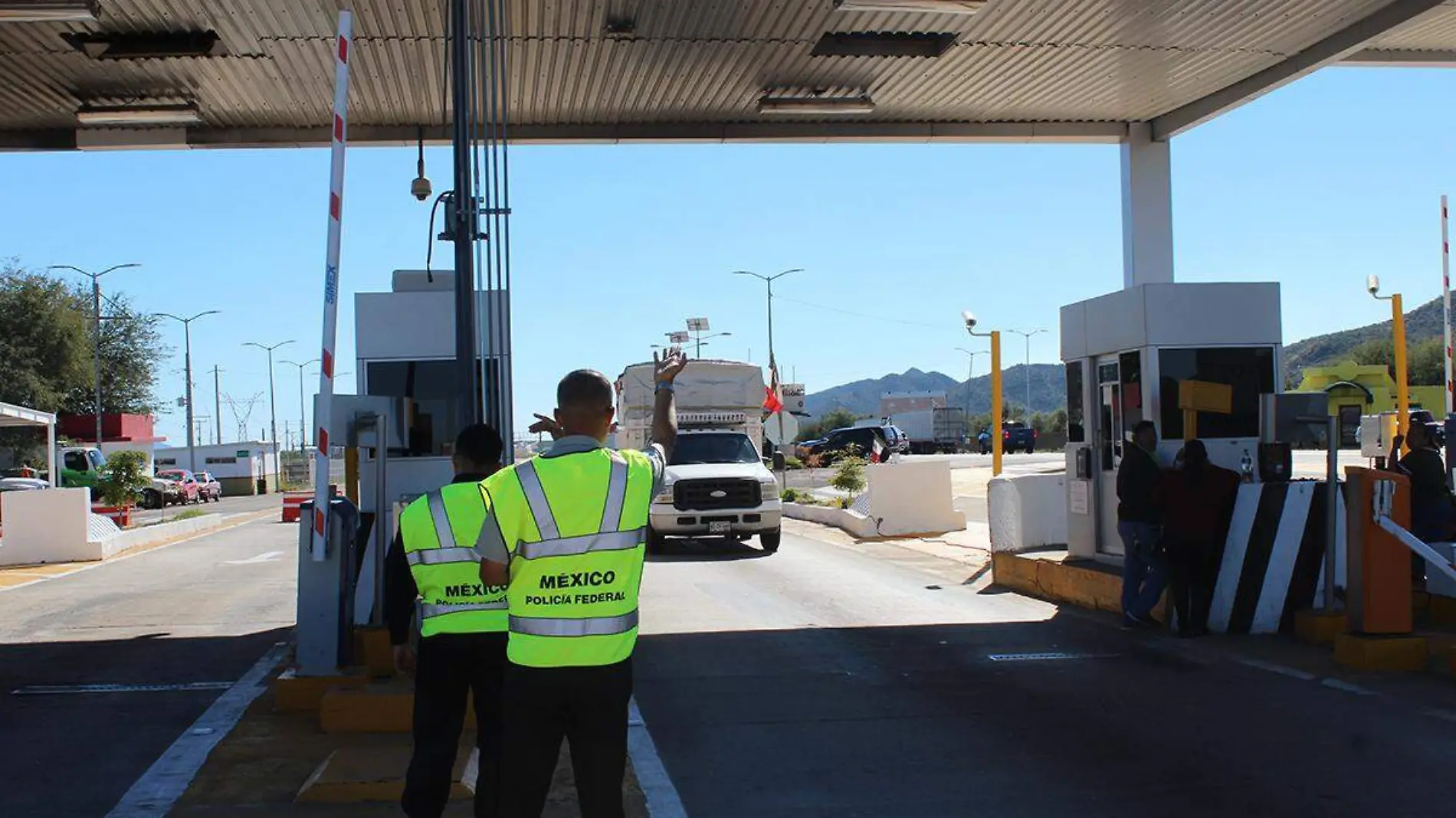 Caseta Hermosillo Policia Federal - Mike Acosta (1)